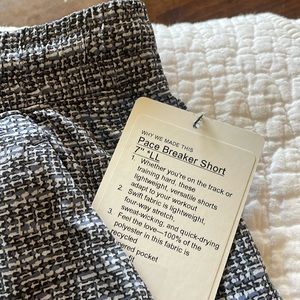Men’s size XL Lululemon Pace Breaker non lined classic fit shorts